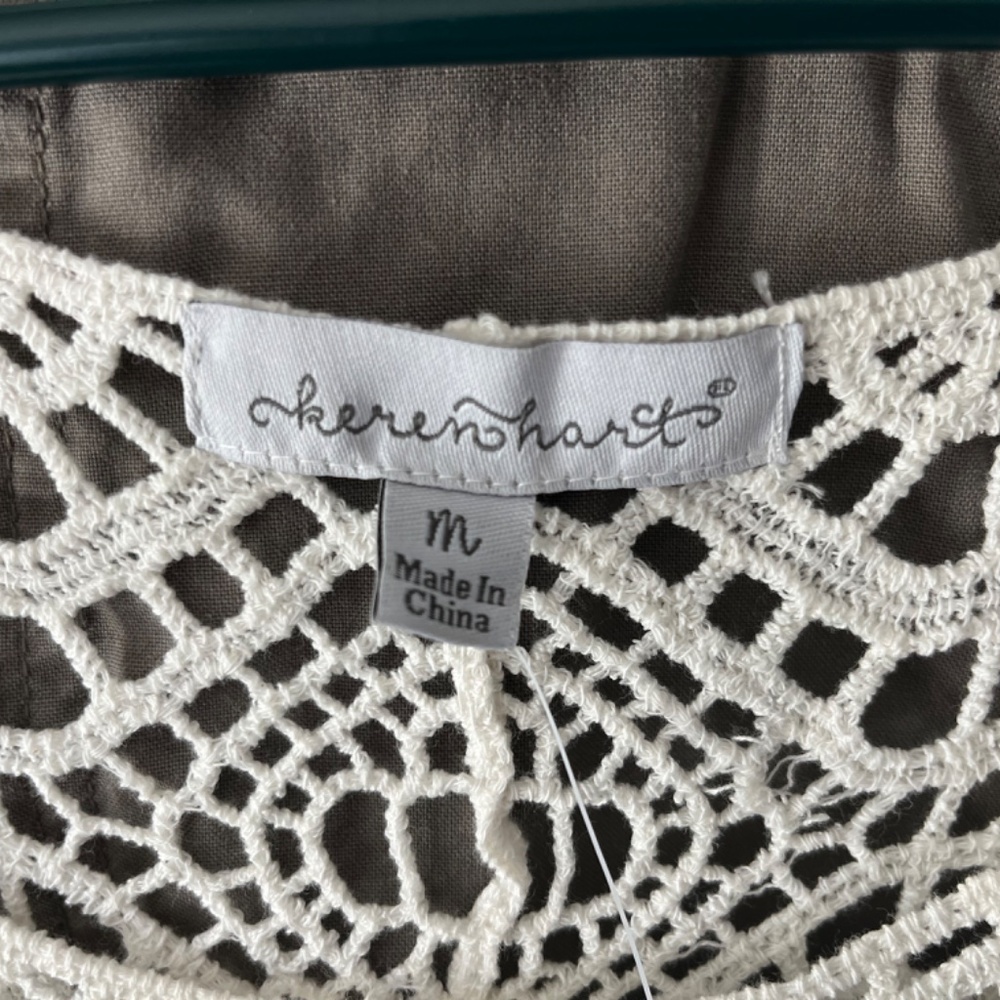 Lace top - Picture 4 of 4